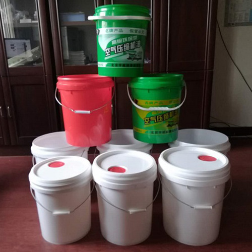 16升機(jī)油桶、18升潤(rùn)滑油桶、防凍液塑料桶廠家加工定制